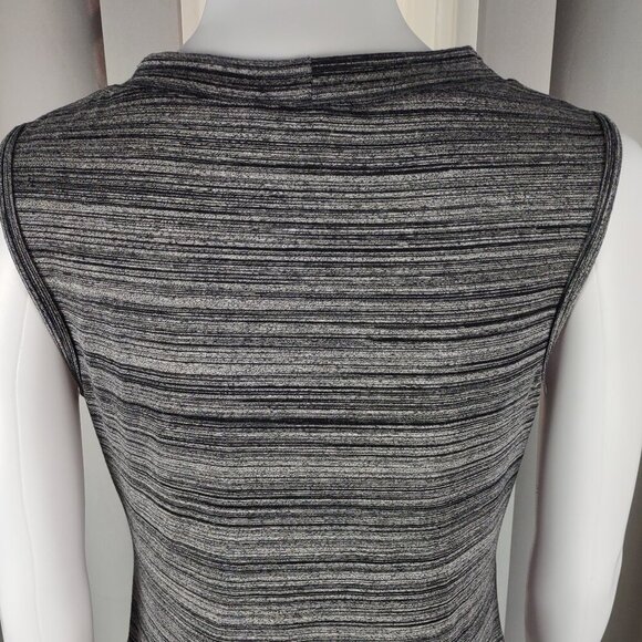 AGB Sleeveless Knit Fit & Flare Mini Dress Gray Heather Stripe Size Small - Picture 5 of 12